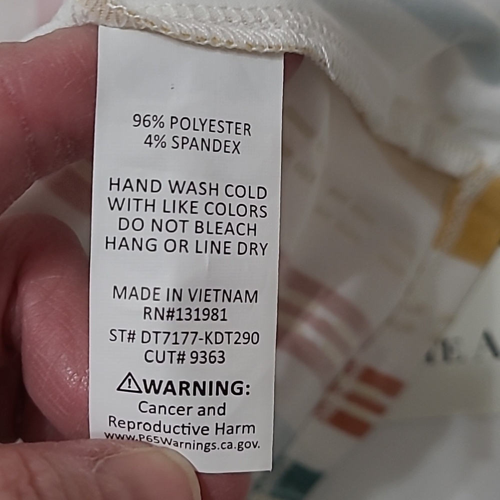 NWT Late August Striped Sleeveless Blouse size Medium - Picture 6 of 9